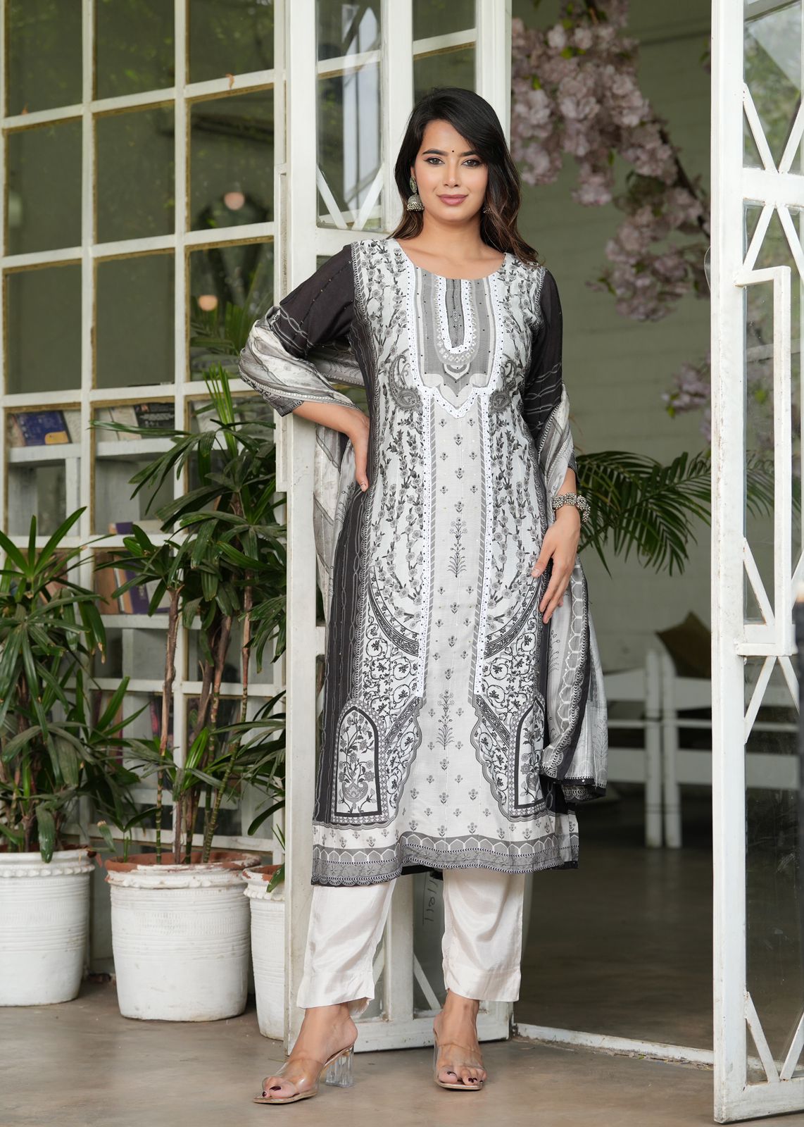 3-Pcs white embriodered kurta pant and dupatta set