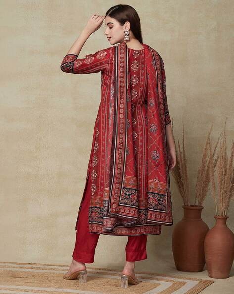 Utkarsh Red hand work suit set