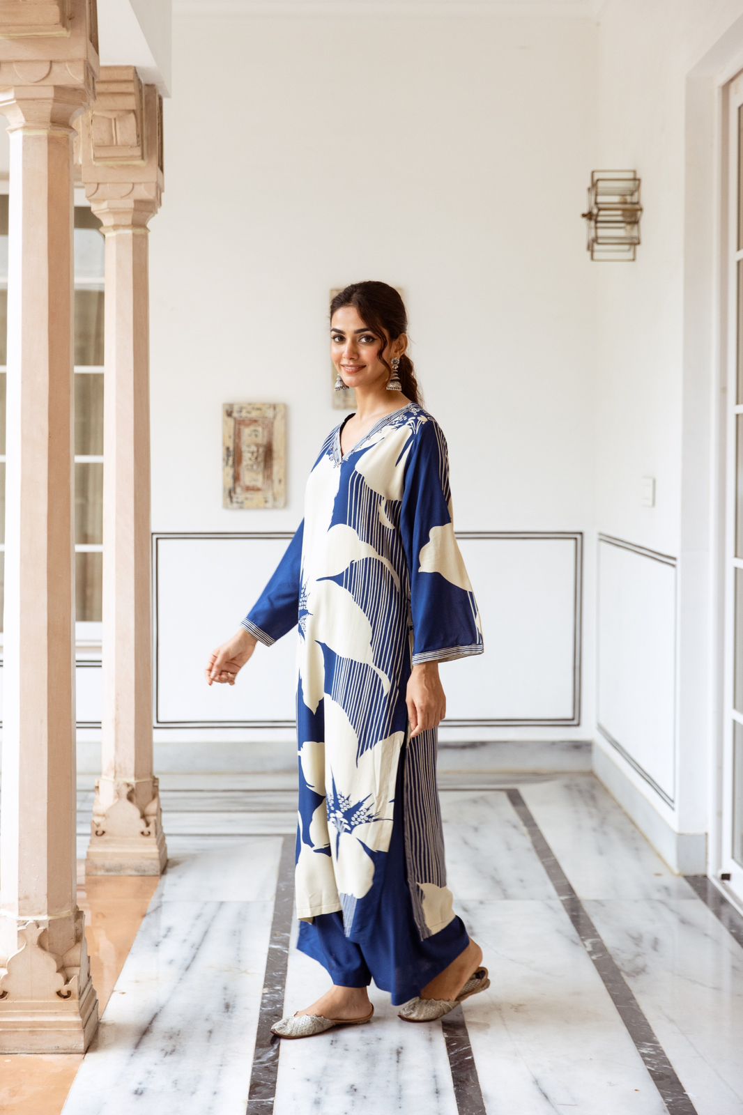 Blue and beige flower print kurta with pant set