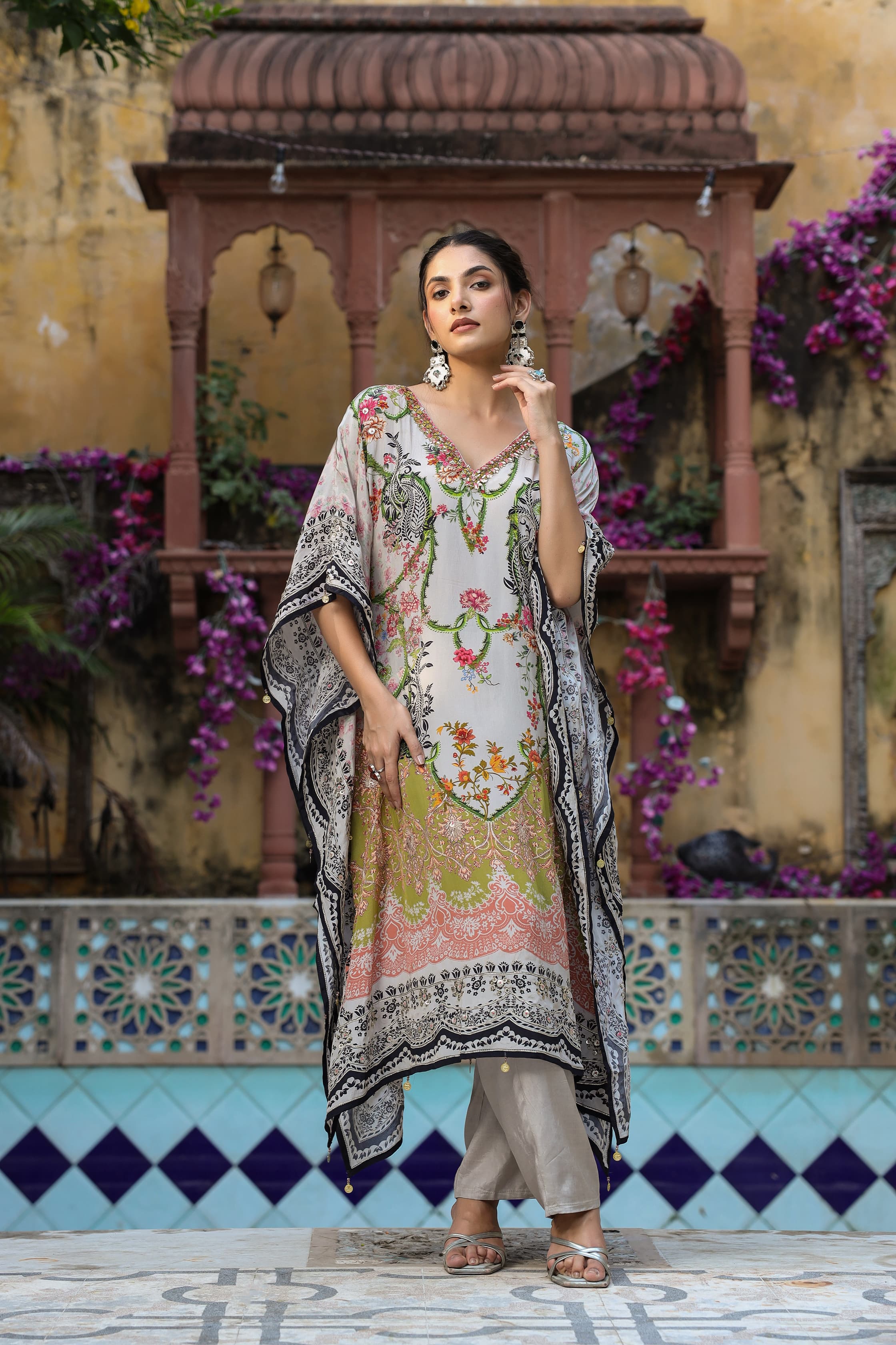 Kaara Embriodered Crepe kaftan set