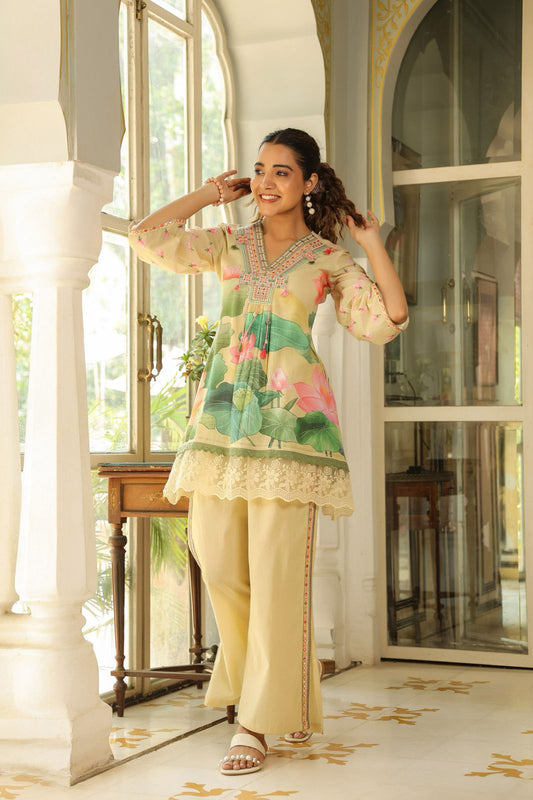 Lotus Bloom Harmony in Sunshine Beige, Peach Blush & Aqua Mist